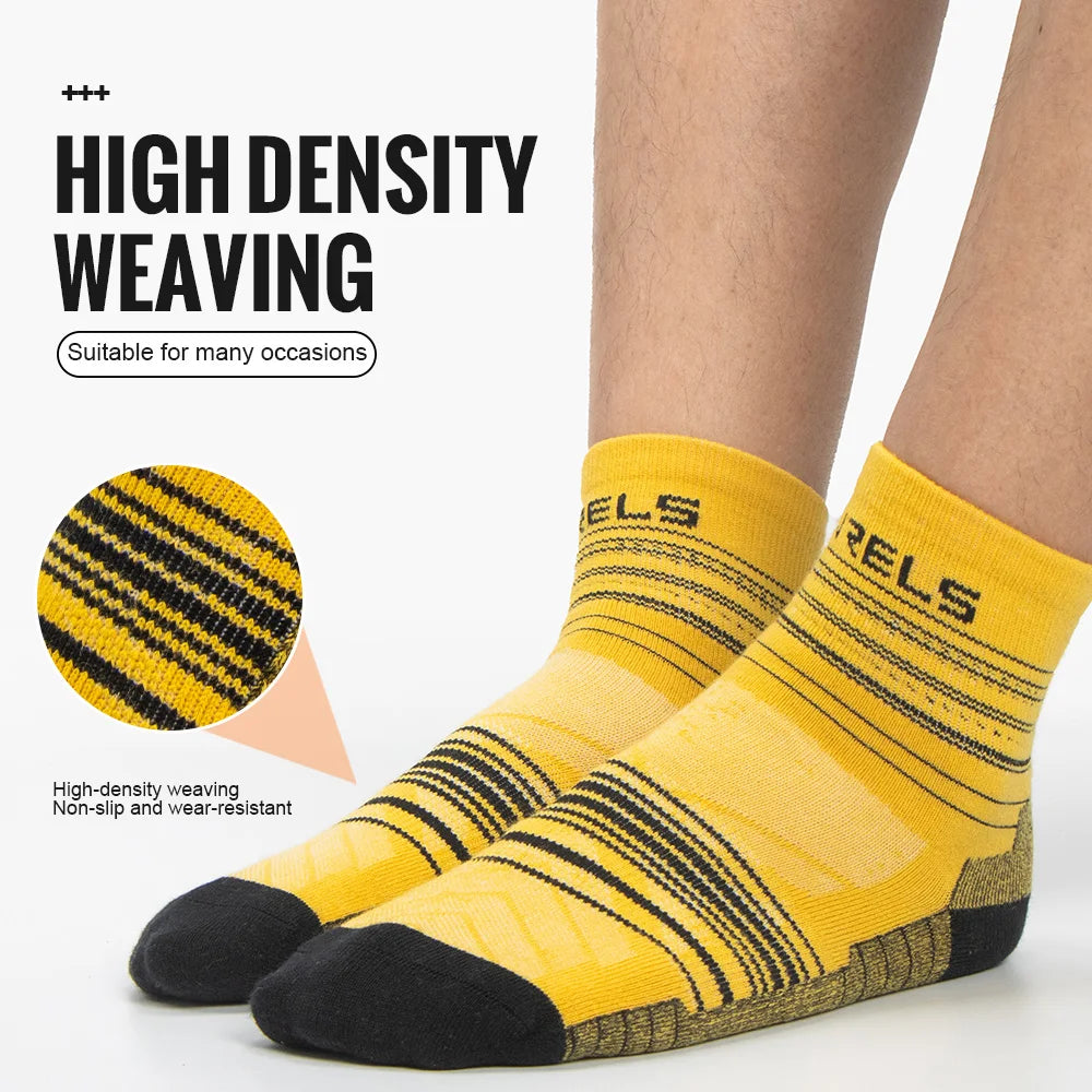 WRELS 1/3Pairs Merino Wool Socks Breathable Moisture Wicking Anti-Odor Socks Hiking Running Trekking Thermal Athletic Crew Socks