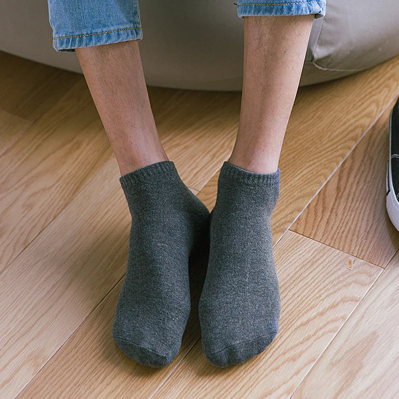 High Quality 10 Pairs/lot Socks Men Large size 42,43,44,45,46,47,48 Casual Breathable Fashion Black White Male Cotton Socks shor