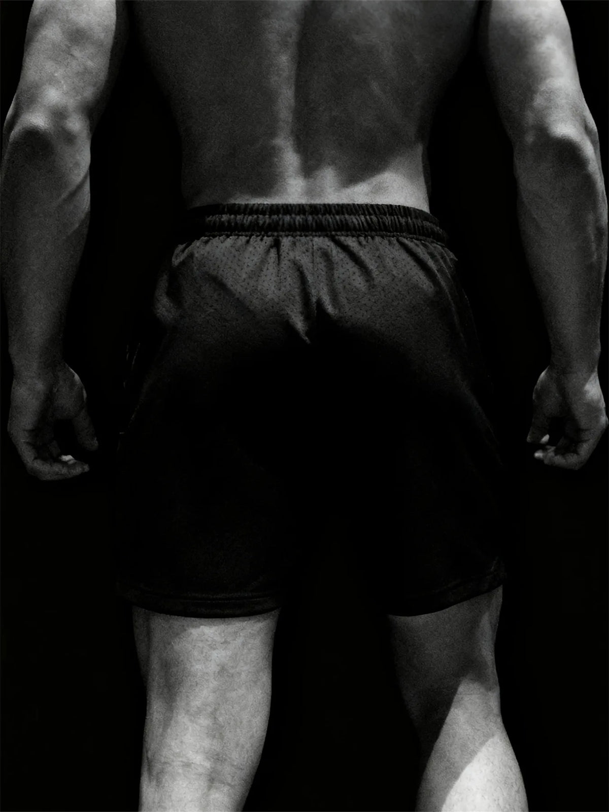 Fitness Trendy Wide-Leg Muscle Movement Shorts for Men - Quick-Drying, Breathable, Lightweight Style