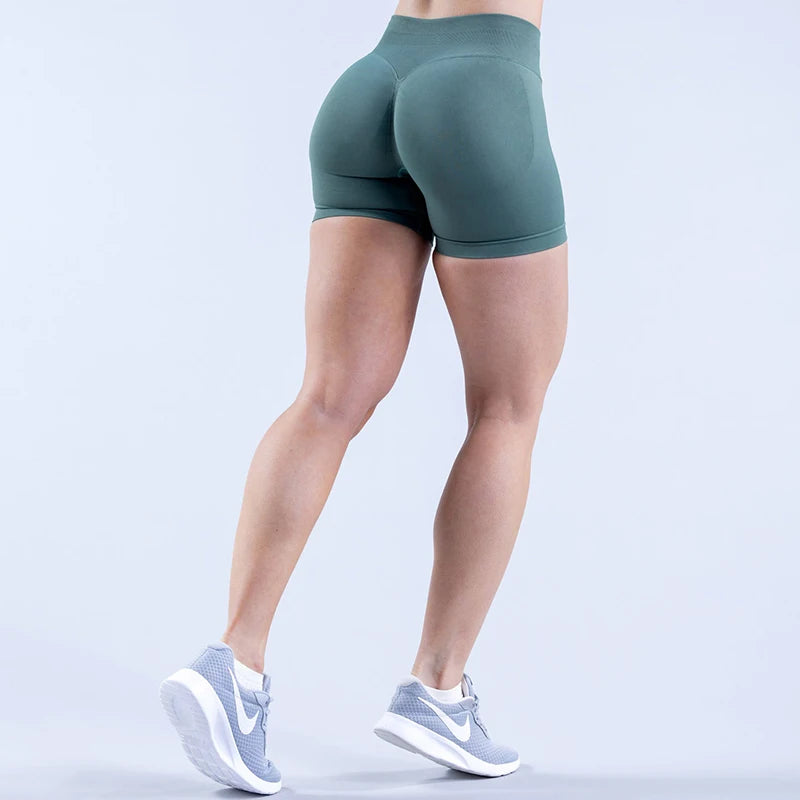 Sports Shorts Women Seamless Yoga Shorts Scrunch Bum Gym Shorts Workout Low Waist Short Leggings Booty Stretch Running Shorts