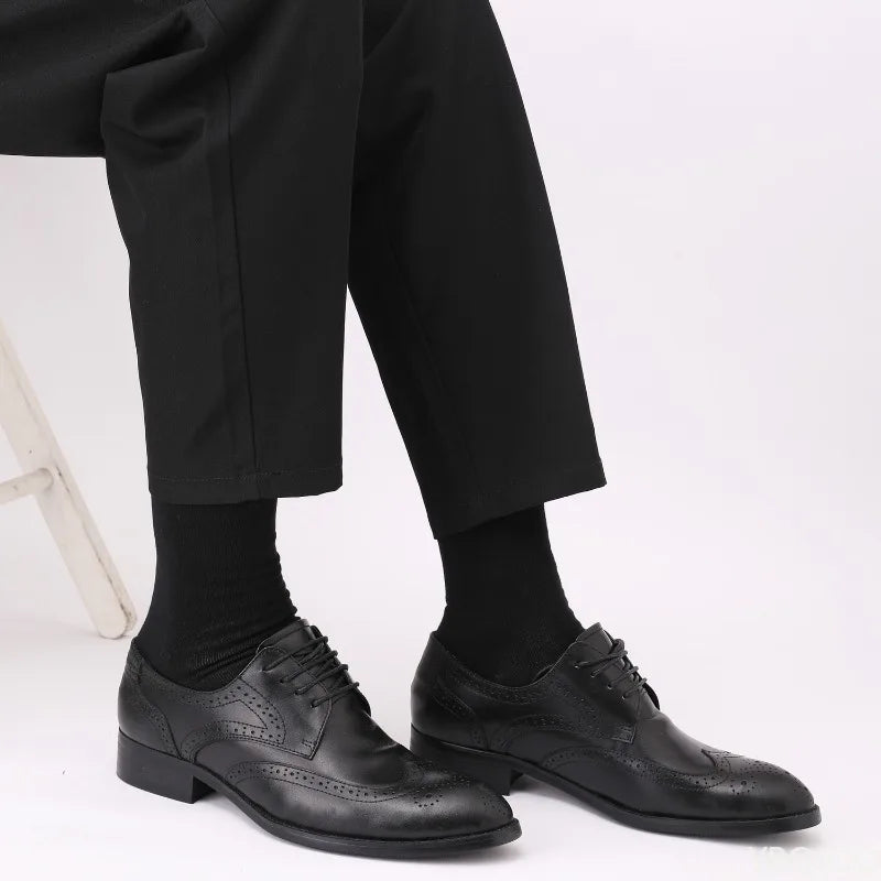 4 pairs Men's long tube business style plus size striped Fashionable versatile black long tube socks