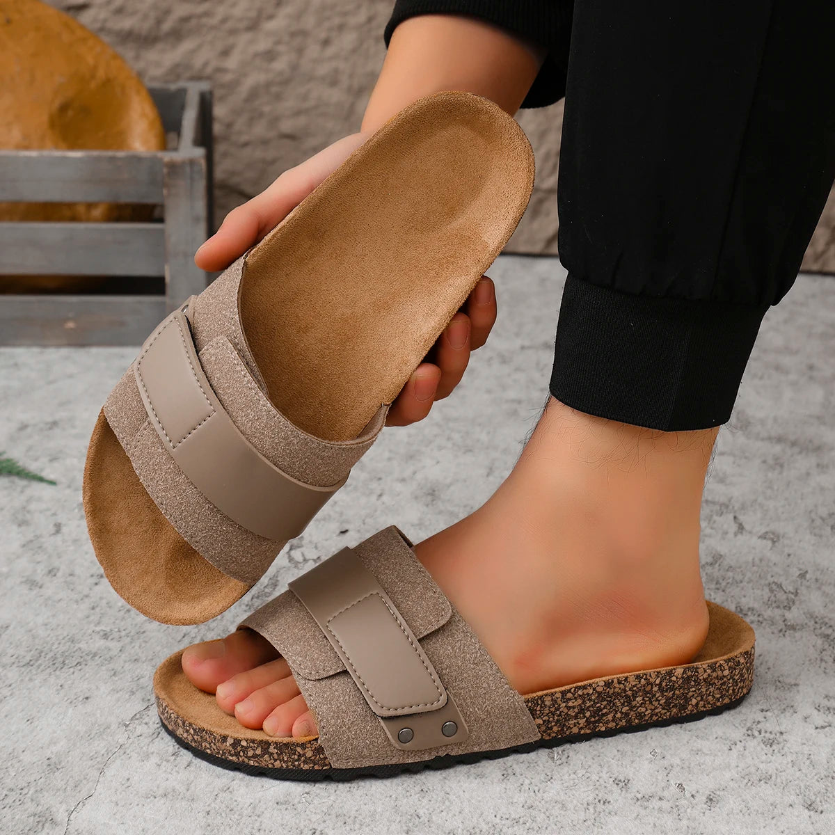 Men's One-Strap Sandals: Waterproof, Anti-Slip, Thick-Soled, Wear-Resistant, Soft-Soled, Comfortable, Everyday Slip-On Sandals.