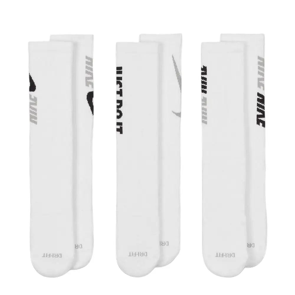 Nike EVERYDAY CREW: Stylish, comfortable, slip-resistant, and durable unisex soft basketball socks (3-pack) DA2123-100