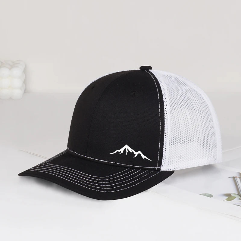 Minimalist Mountain Print Trucker Cap – Adjustable Unisex Camping and Travel Mesh Sun Hat for Hiking and Trekking