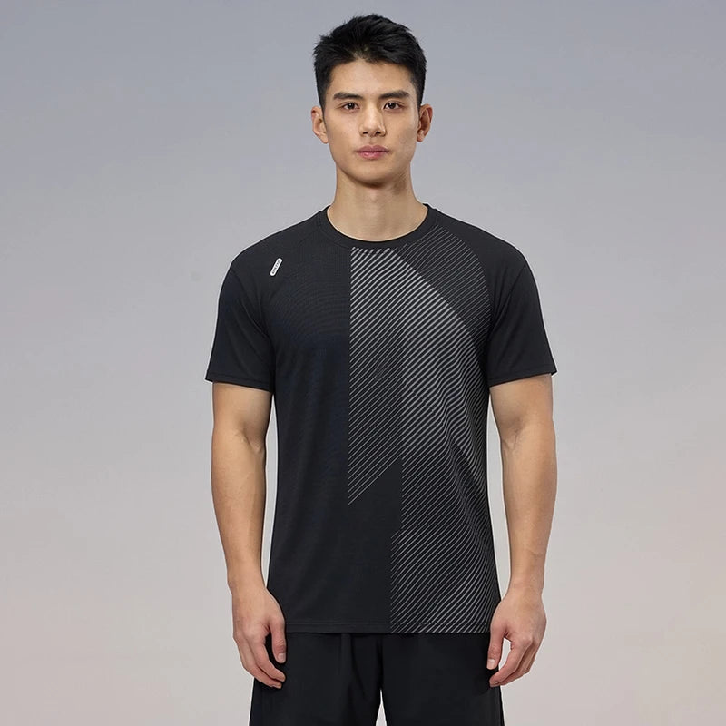 Quick Dry Running T-shirt Men Gym Sports Shirt Comfortable Breathable Outdoor Hiking Fitness Jogging Top