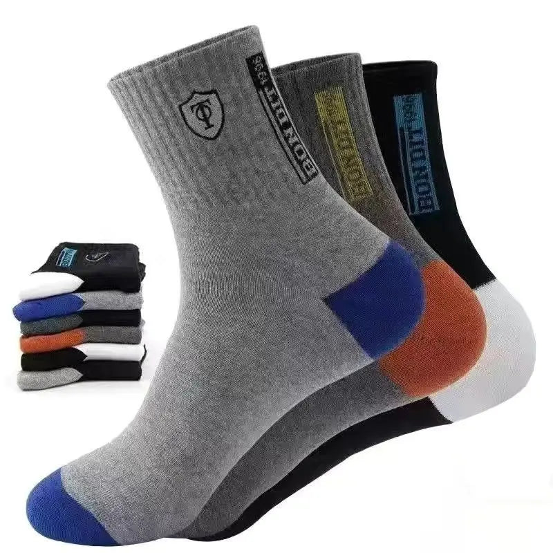 5 Pairs Men White Cartoon Socks Trendy Versatile Expression Socks With Simple Design Soft Breathable Comfortable Casual Socks