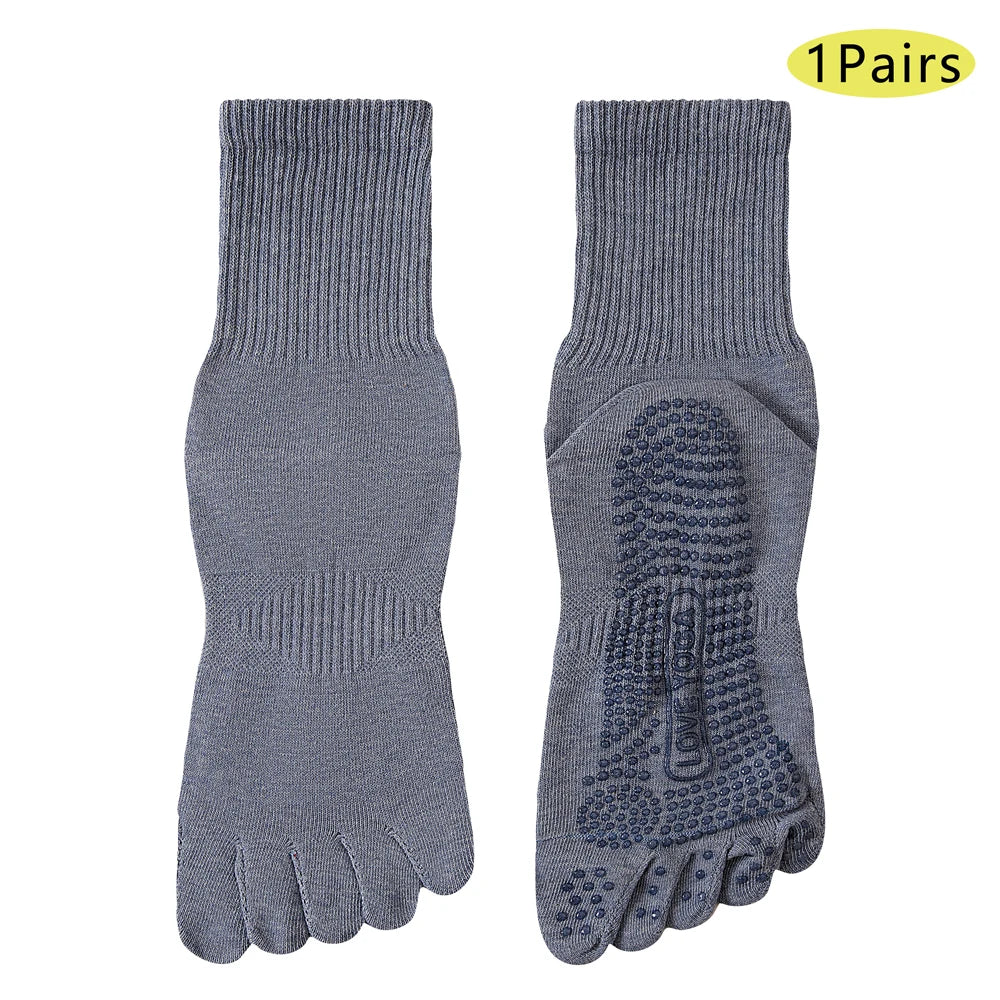 1/3 Pairs Men's 5-Toe Yoga Socks in Cotton Non-Slip Silicone Grip Sweat-Absorbent Pilates Socks for Gym Fitness Indoor Training