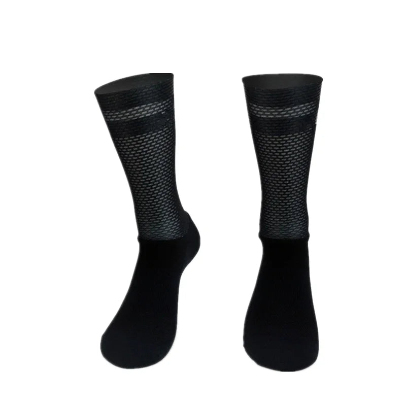 New Pro Socks Team Aero Anti Slip Silicone Cycling Socks Men Bicycle Sport Running Bike Socks Calcetines Ciclismo