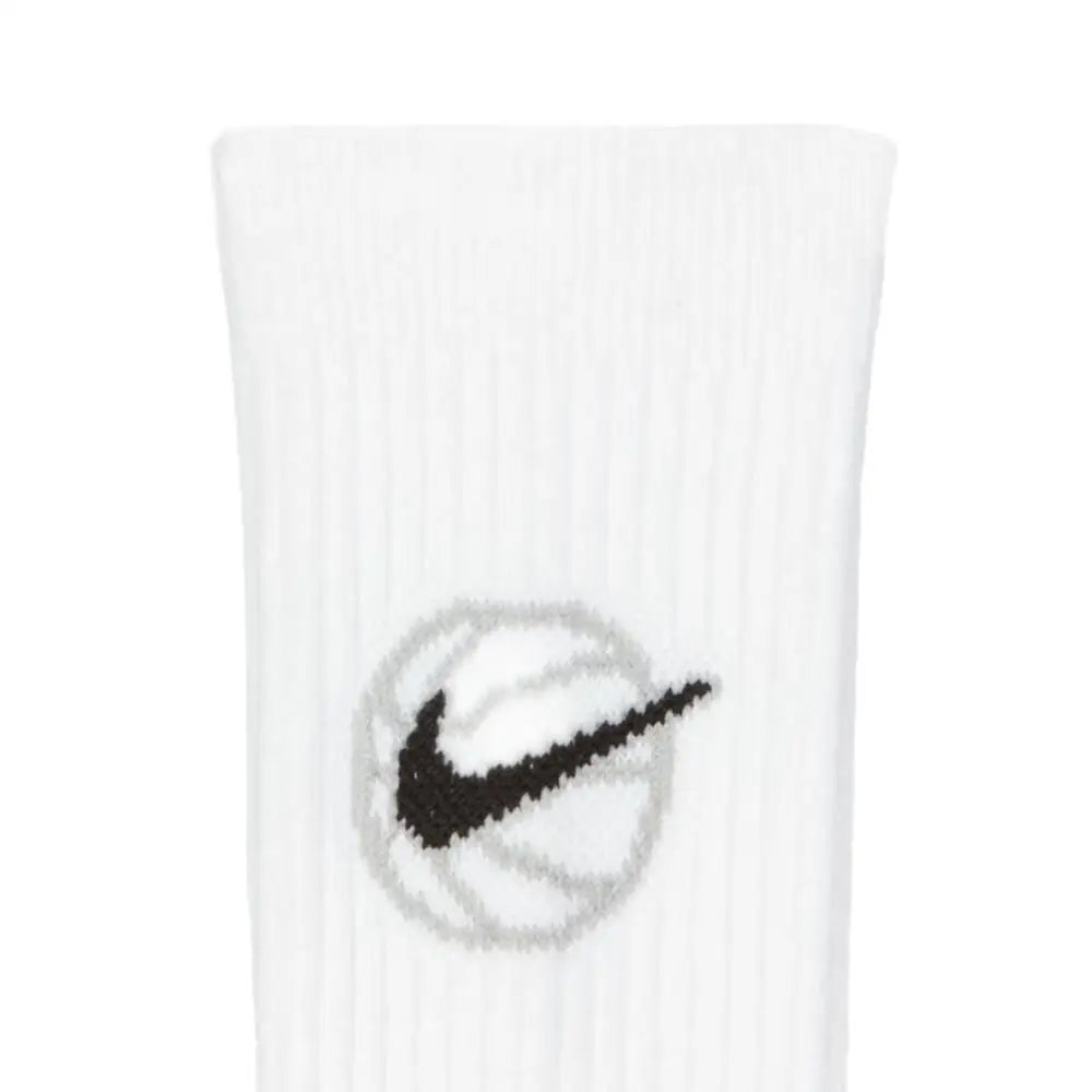 Nike EVERYDAY CREW: Stylish, comfortable, slip-resistant, and durable unisex soft basketball socks (3-pack) DA2123-100