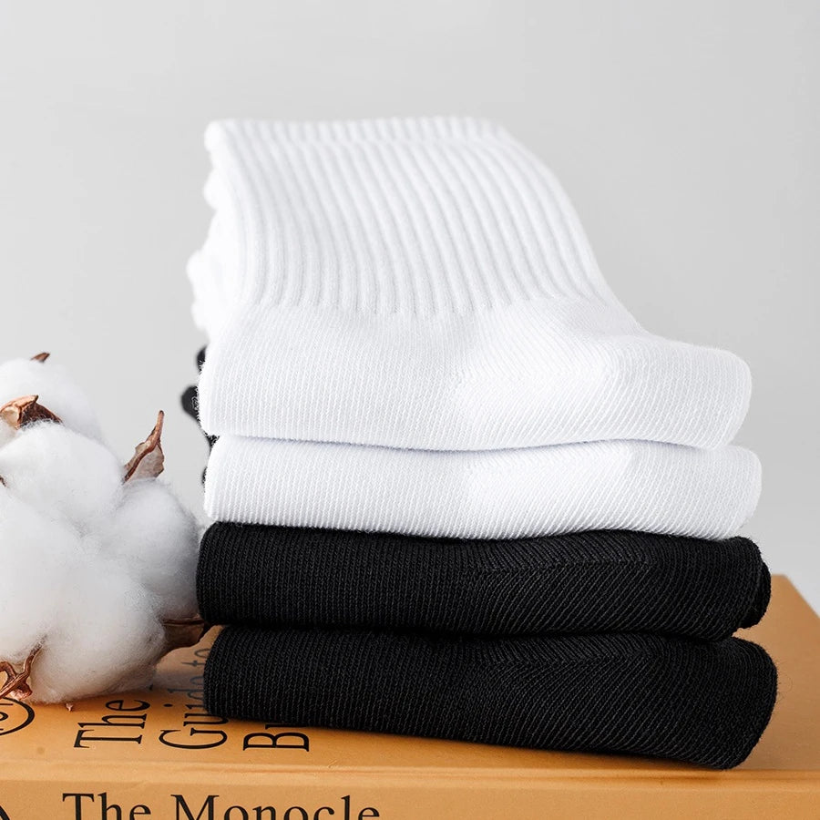 5 Pairs/lot Pure Cotton Men's High Socks Classic Black White Breathable Sweat-Absorbent Women's Autumn Warm Elastic Sports Socks