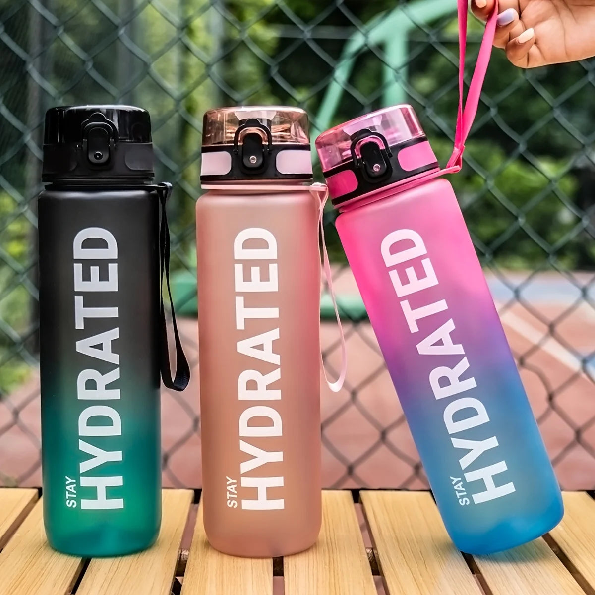 1pc 750ml Large Capacity Transparent Plastic Water Bottle with Cap and Handle, Multiple Colors Available, Suitable for Outdoor