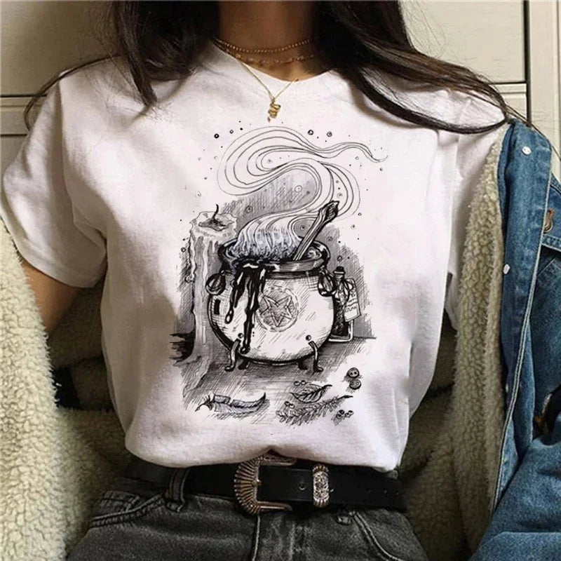 T-shirts Short Sleeve Harajuku Graphic Top Shirts Street Costume Women Cartoon Witch Magic Tshirt Halloween Print