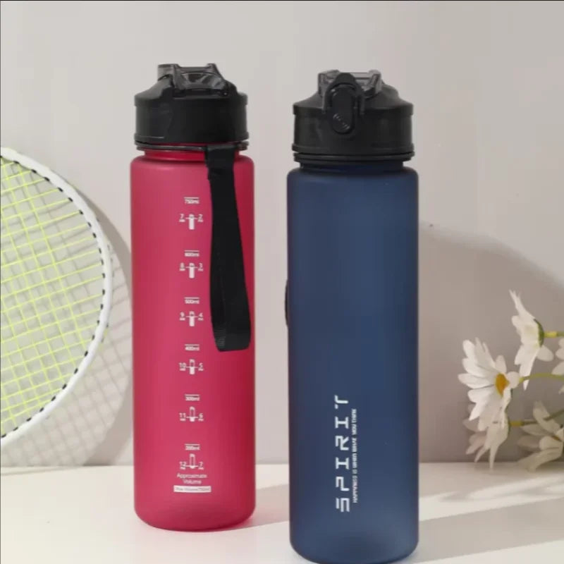 750ML Leak-Proof Sports Water Bottle with Straw and Carrying Loop BPA-Free Portable Mug with Seal Lid for Fitness Camping
