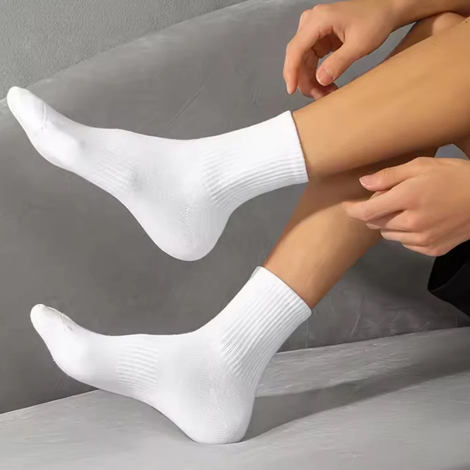 10/20/30Pairs Pure Cotton Men's High Socks Classic Black White Breathable Sweat-Absorbent Warm Elastic Sports Socks