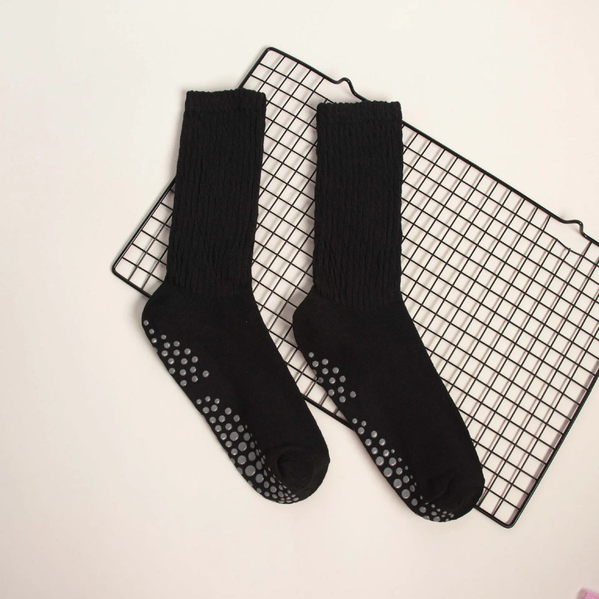 1 Pair Female Pilates Indoor Anti Slip Silicone Floor Socks Breathable Double Bar Middle Socks Fitness Dance Exercise Yoga Socks