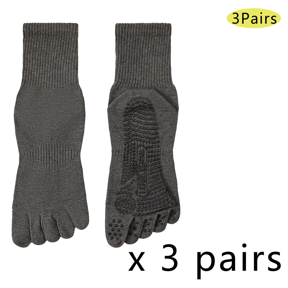 1/3 Pairs Men's 5-Toe Yoga Socks in Cotton Non-Slip Silicone Grip Sweat-Absorbent Pilates Socks for Gym Fitness Indoor Training