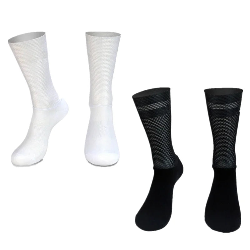 New Pro Socks Team Aero Anti Slip Silicone Cycling Socks Men Bicycle Sport Running Bike Socks Calcetines Ciclismo