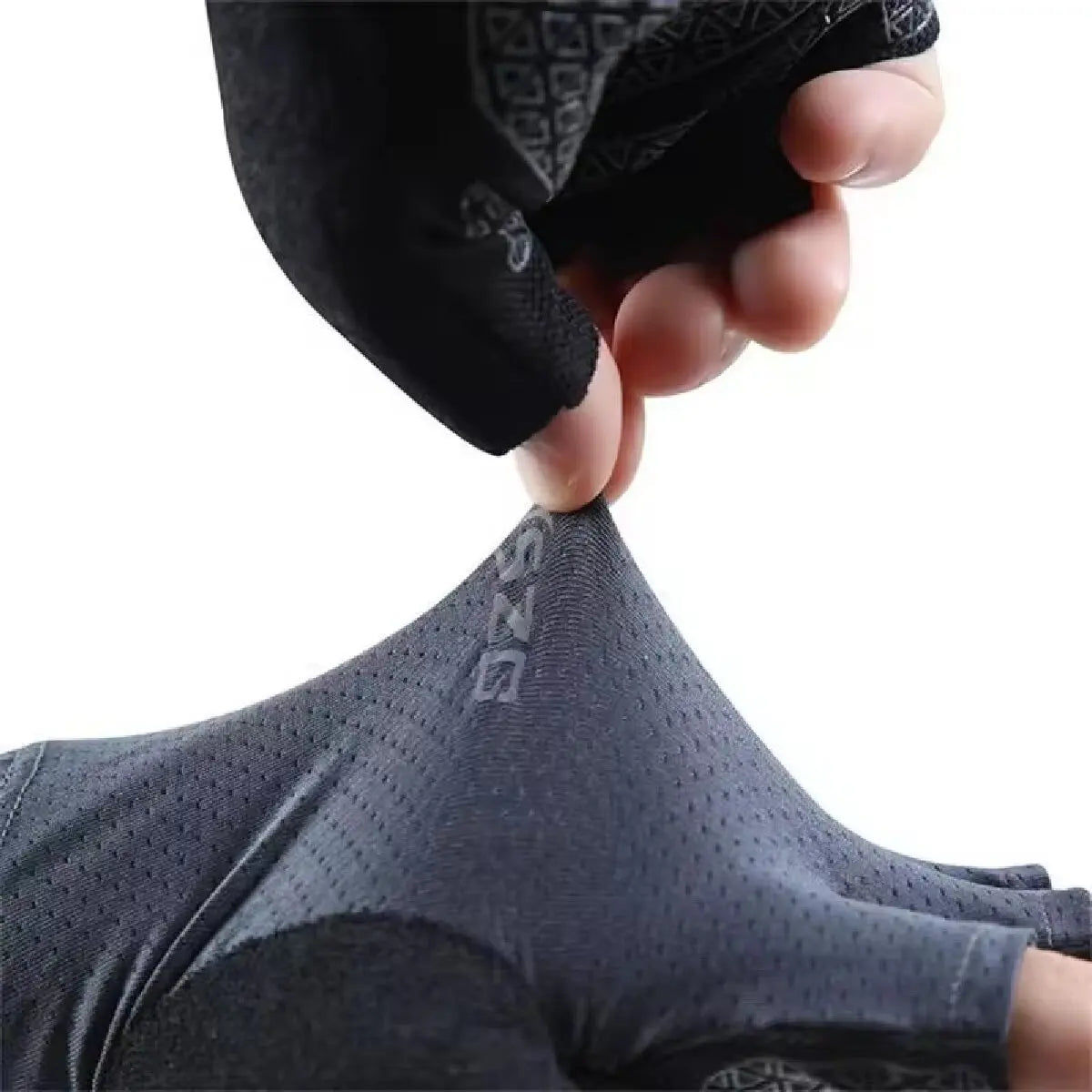 Professional Gym Fitness Breathable Anti-Slip Women Men Half Finger Summer Fishing Cycling Fingerless Gloves Female Bicycle Bike