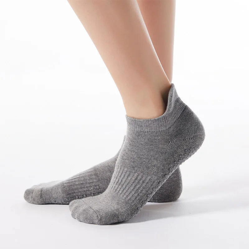 Professiona Yoga Socks for Women Non Slip Pilates Socks Grip Socks for Sports Barefoot Barre Ballet