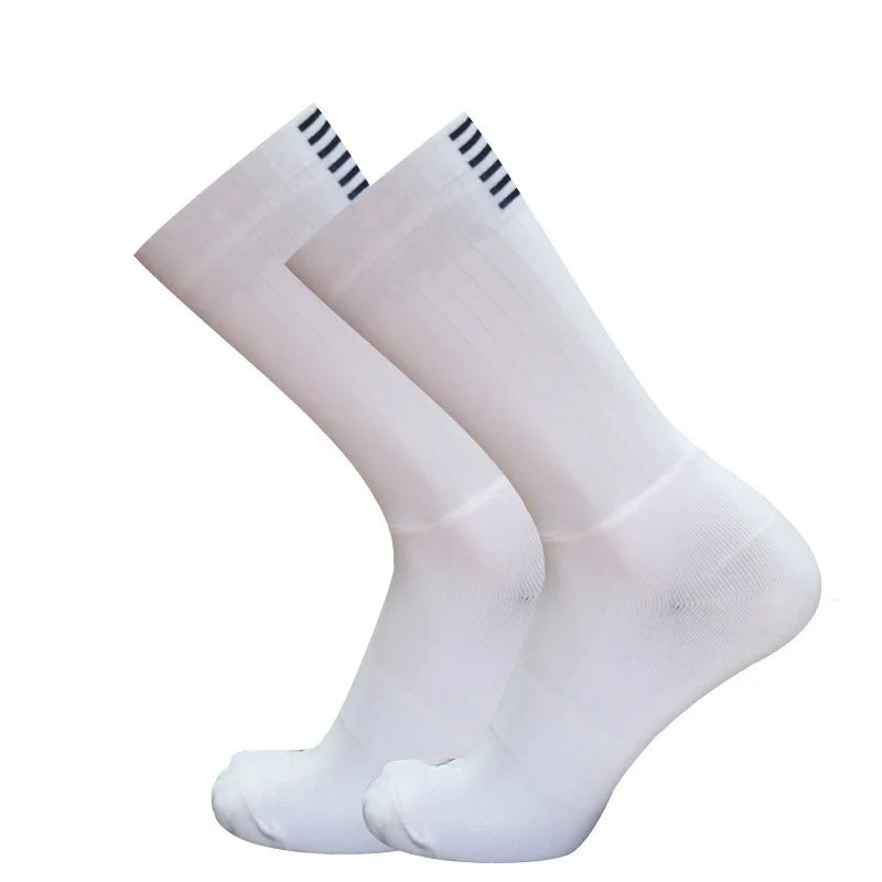 New Pro Team Aero Socks Anti Slip Silicone Cycling Socks Men Bicycle Sport Running Bike Socks Calcetines Ciclismo