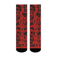 Novel Harajuku retro punk rebellious graffiti style men's socks with exaggerated skull patterns, casual socks for crazy parties.