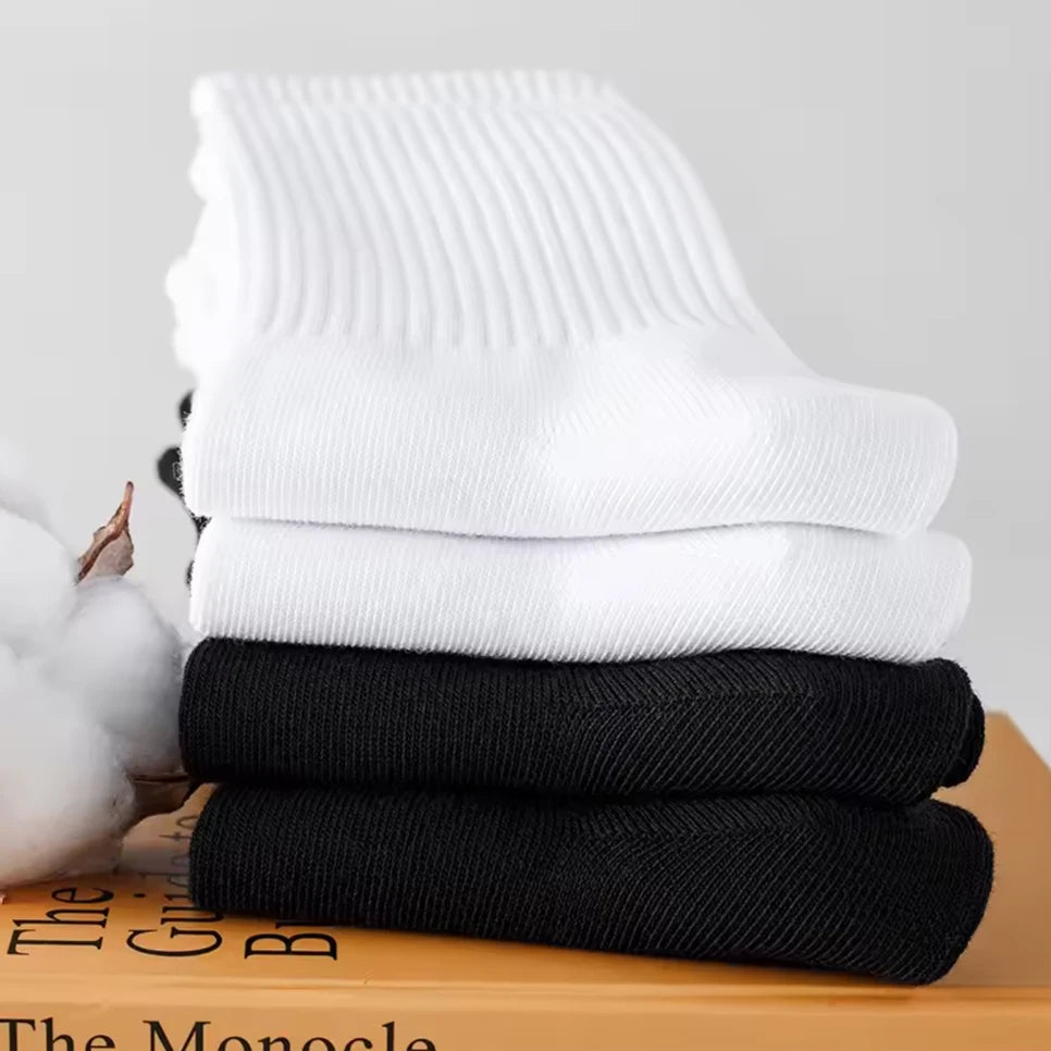 10/20/30Pairs Pure Cotton Men's High Socks Classic Black White Breathable Sweat-Absorbent Warm Elastic Sports Socks