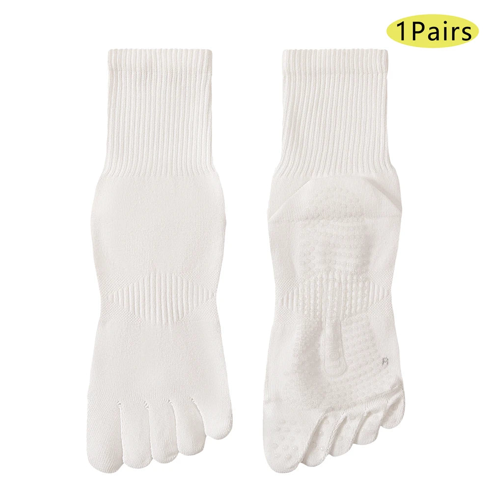 1/3 Pairs Men's 5-Toe Yoga Socks in Cotton Non-Slip Silicone Grip Sweat-Absorbent Pilates Socks for Gym Fitness Indoor Training