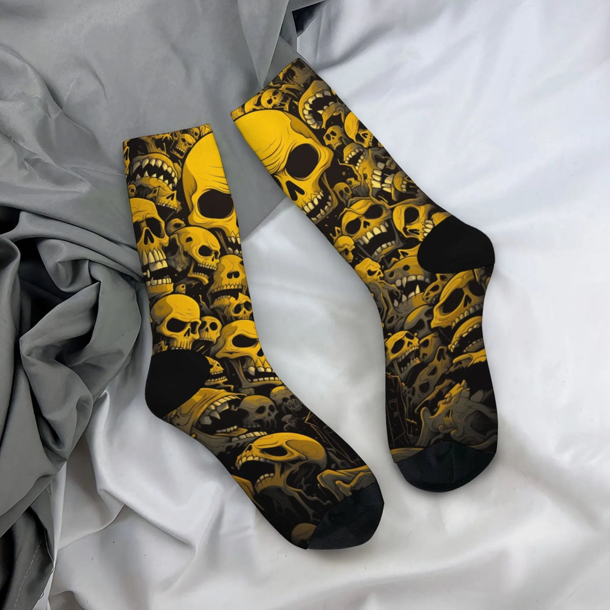 Harajuku Retro Cartoon Skull Print Casual Men's Socks Comfortable Breathable Non-slip Socks Street Hip-hop Crew Socks Fun Gift