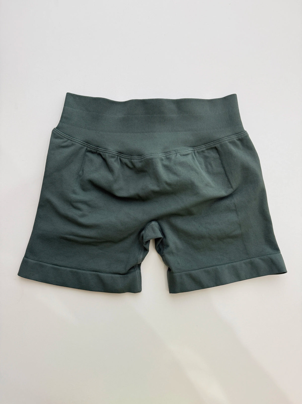Scrunch Booty Shorts 4.5