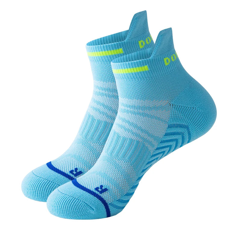 Ankle Socks Athletic Cushioned Reinforced Heel and Toe Breathable Mesh Performance Arch Support Sports Running Quarter Tab Socks