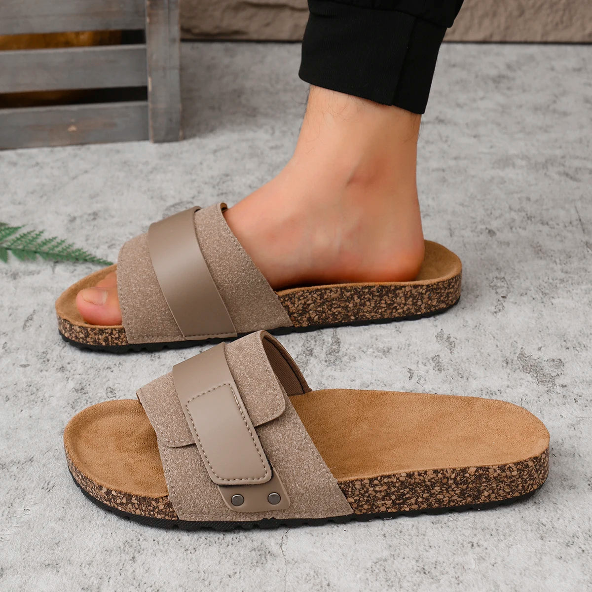 Men's One-Strap Sandals: Waterproof, Anti-Slip, Thick-Soled, Wear-Resistant, Soft-Soled, Comfortable, Everyday Slip-On Sandals.