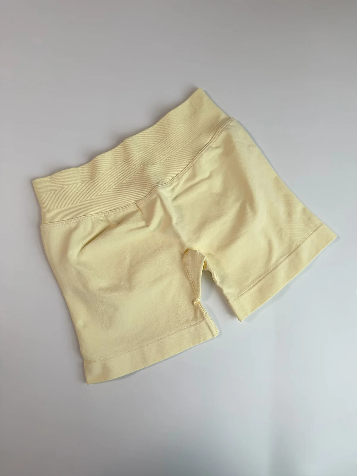 Scrunch Booty Shorts 4.5