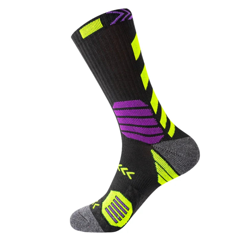 1pair Men's Cotton Sports Sock Comfortable Fashion Cotton Breathable Middle Tube Socks Soft Shock-Absorbing Breathable Male Sox