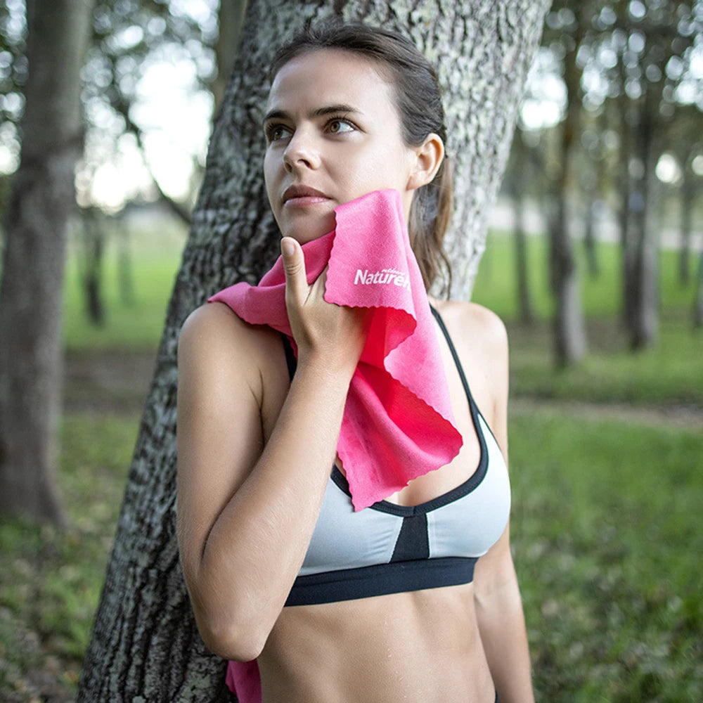 Naturehike Quick Dry Towel Portable Ultralight Breathable Towel Beach Camping Hiking Swimming Gym Strong Absorbent Towel
