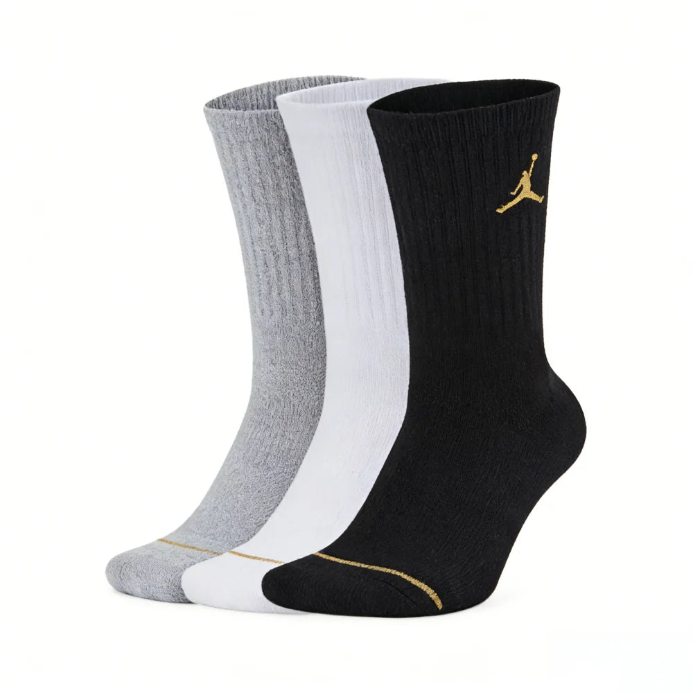 Nike Men's and Women's Sports Socks, 3-Pack  Basketball Socks: Durable, Soft, Moisture-Wicking Cotton Socks SX5545-100