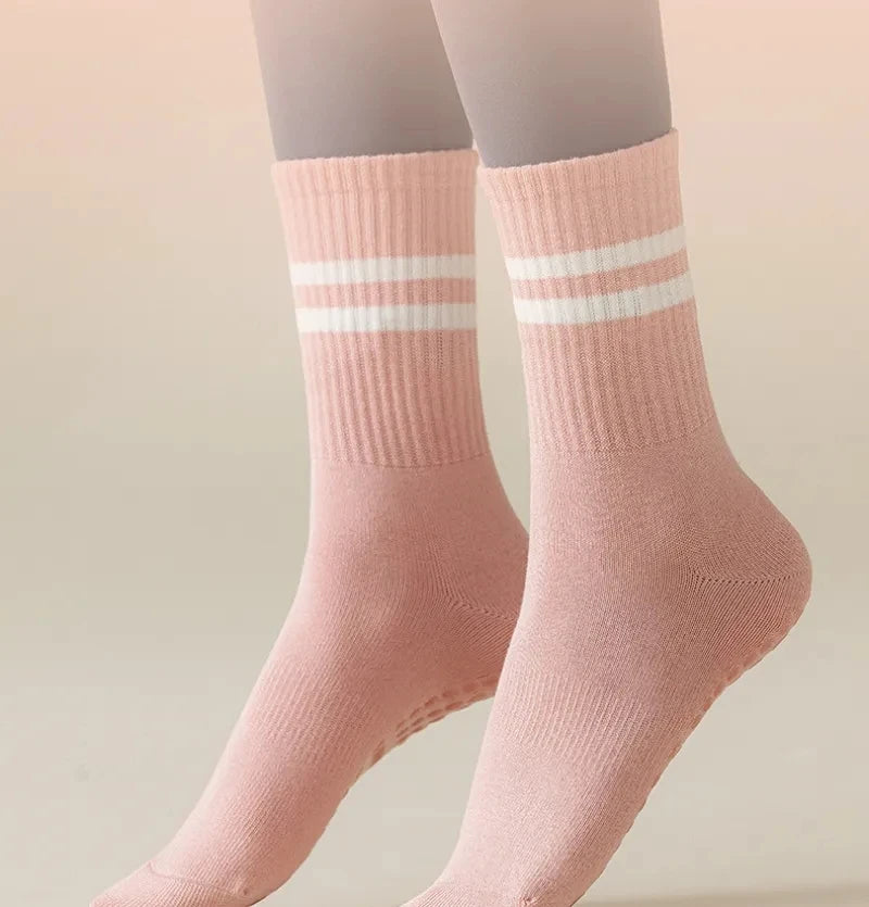 4pairs Women Anti-skid Yoga Socks Grips Cotton Mid-tube Bottom Breathable Fitness Dance Barre Workout Pilates Socks 8 Colors