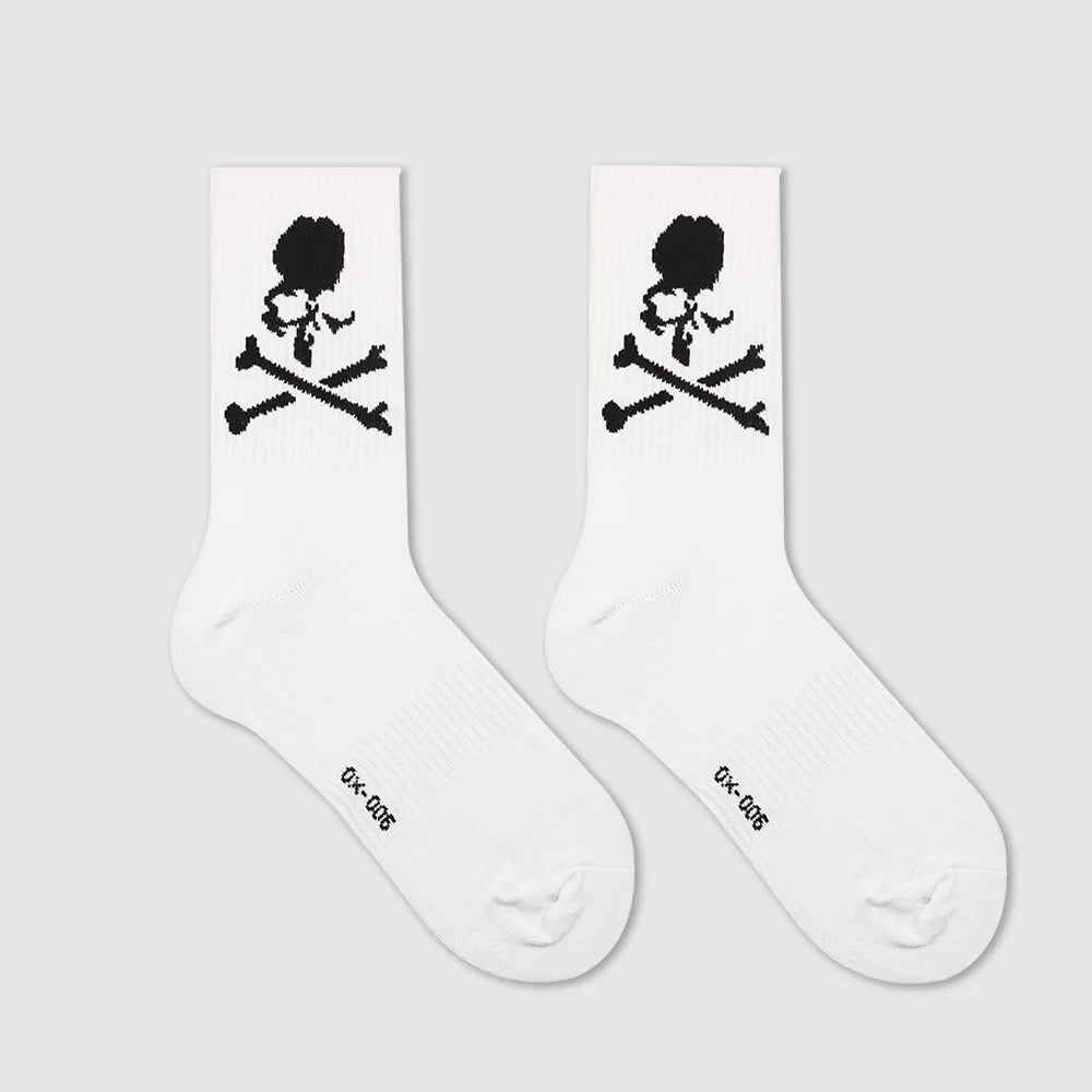 Hip Hop Skateboard Original Design Black White Skull Socks Personality Street Hip Hop Sports Middle Tube Cotton Women's Socks