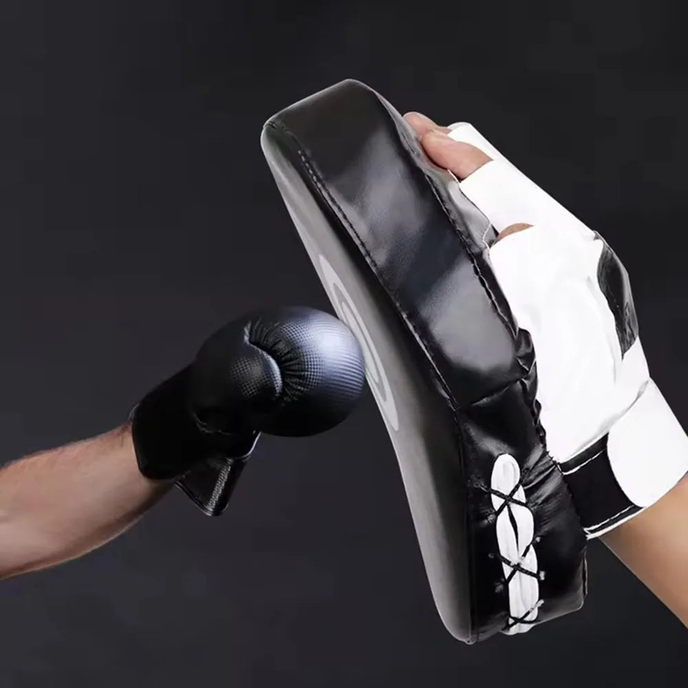 New 2pc Curved Boxing Bag Boxing Equipment Focus Punching Bags For Taekwondo Muay Thai Karate Adults Kids PU Training Paws Pads