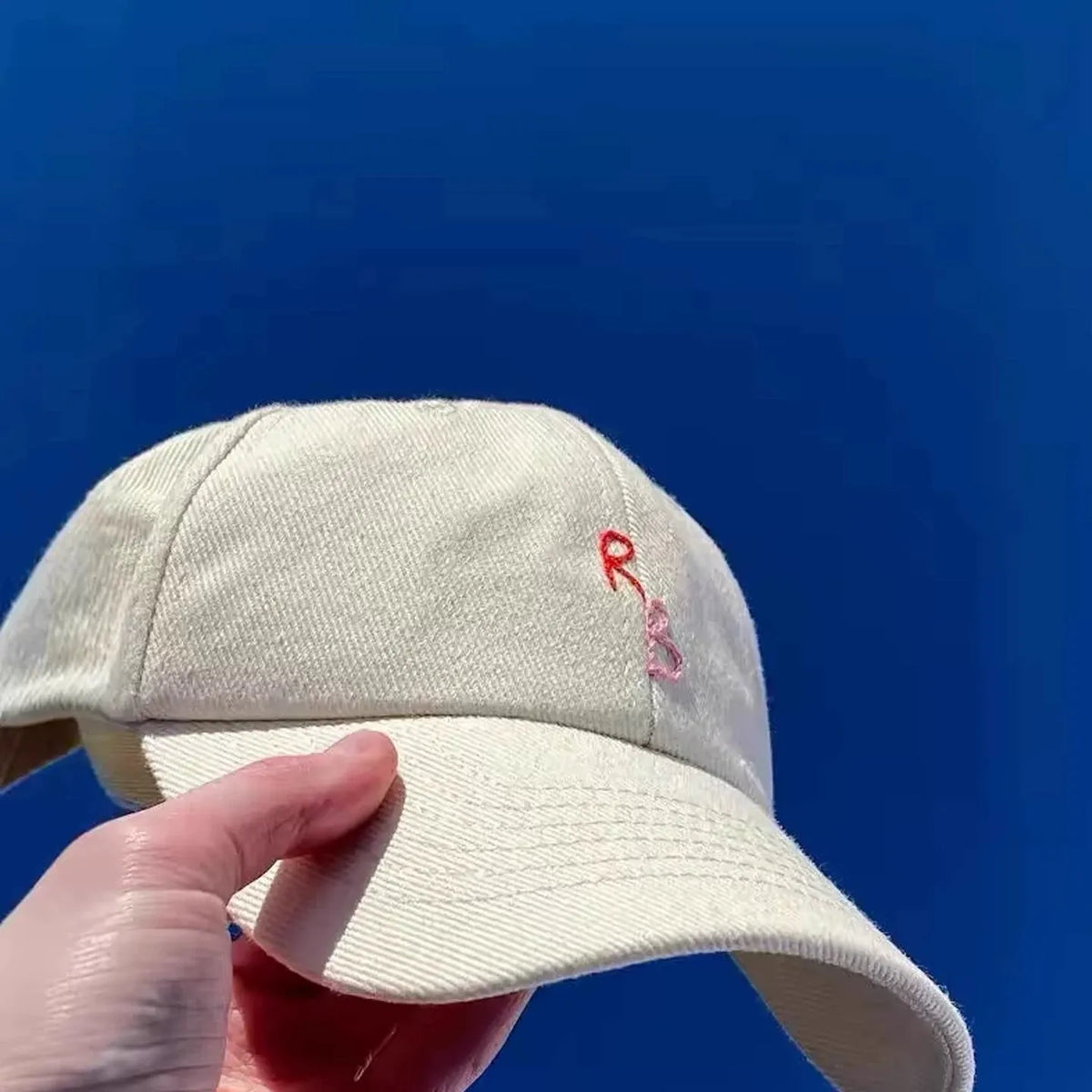 INS Monogram Cotton British Outdoor Sport Baseball Cap for Men Women Hand-Dyed Soft Fabric Dad Hand-Embroidered Letters Hats