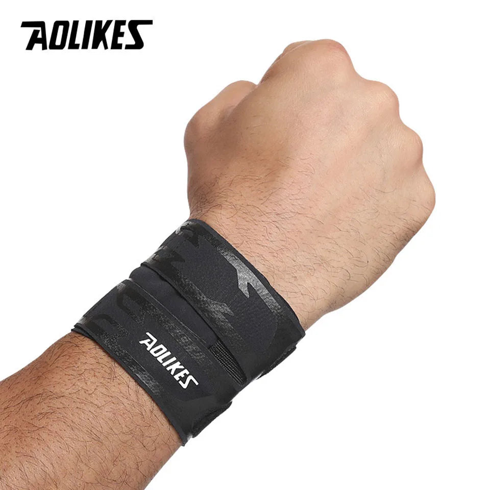 AOLIKES 1PCS Wrist Brace,Ultra-thin Compression Wrist Straps Wrist Support for Workout Weightlifting Tendonitis Sprains