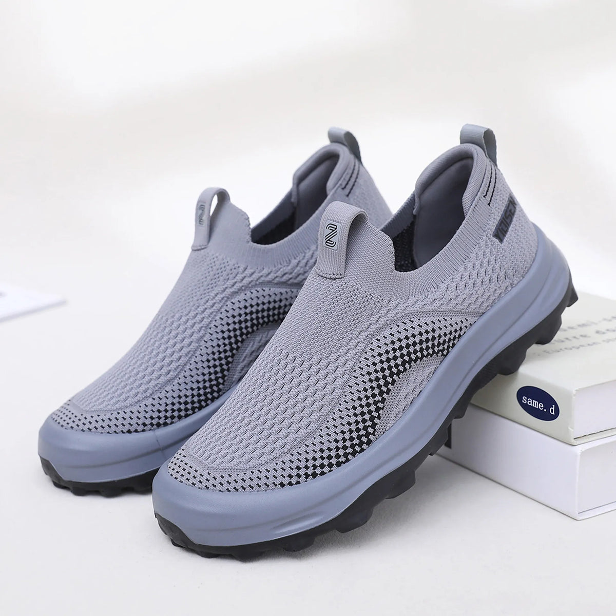 2026 New Soft Soled, Non Slip, Breathable Sports Shoes for Men, Casual Men's Shoes