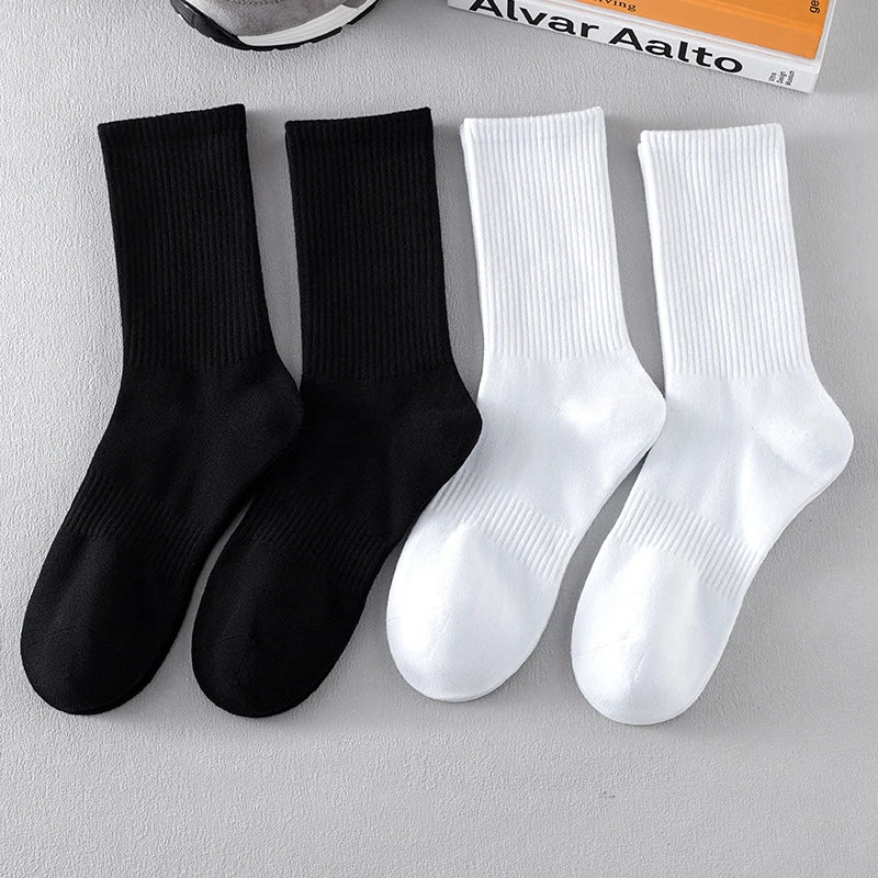 5 Pairs/lot Pure Cotton Men's High Socks Classic Black White Breathable Sweat-Absorbent Women's Autumn Warm Elastic Sports Socks