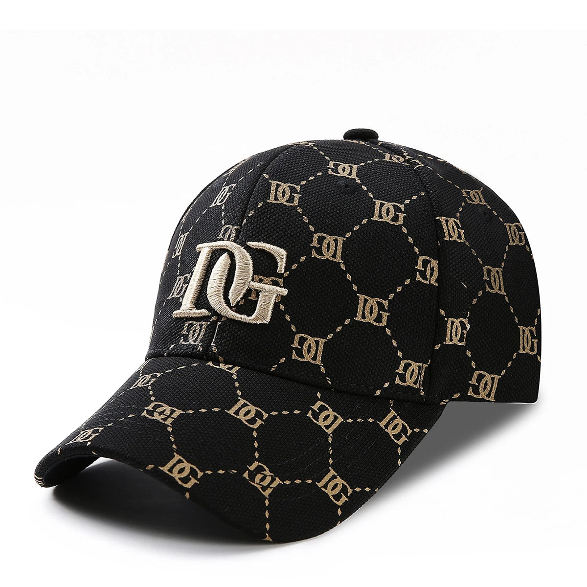 The New Korean Version of the Printed Letter Embroidered Cap, a Trendy All-Match Baseball Cap for Men and Women That Makes the Face Look Smaller