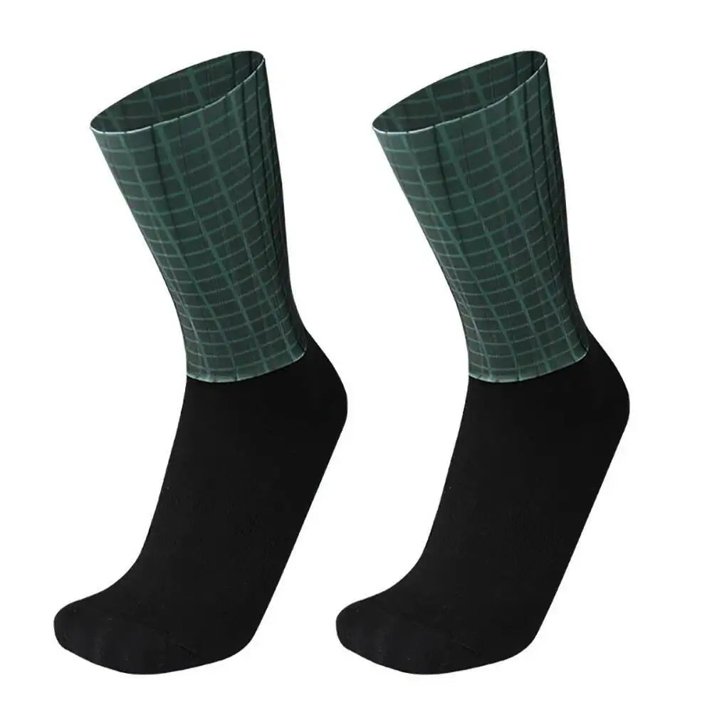 New Pro Socks Team Aero Anti Slip Silicone Cycling Socks Men Bicycle Sport Running Bike Socks Calcetines Ciclismo